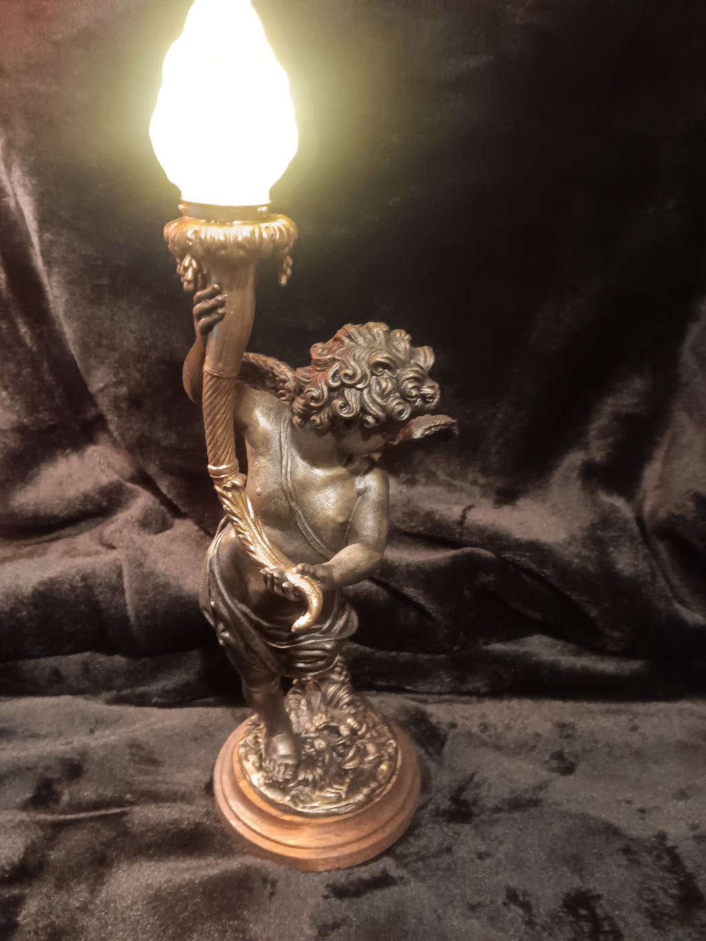 Titanic Lighted 13-Inch Grand Staircase Cherub — Aft