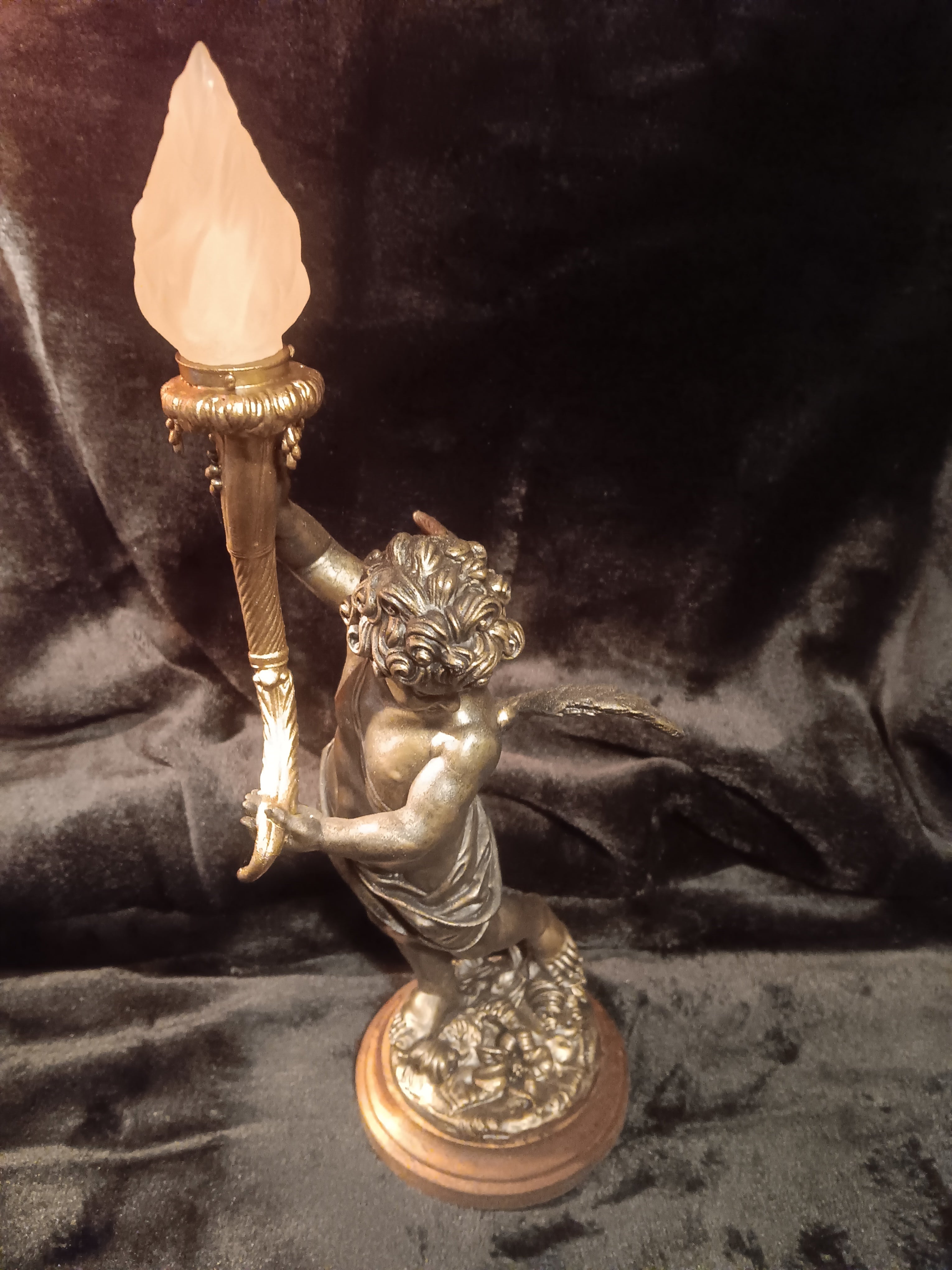 Titanic Lighted 13-Inch Grand Staircase Cherub — Aft